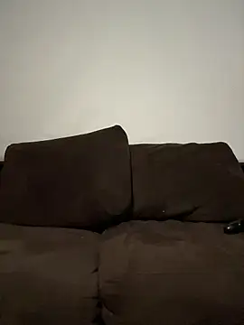 Stillhard8925 online show from November 1, 2025, 9:44 am