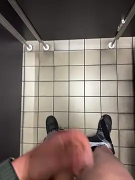 wassermann8484 online show from April 16, 2026, 7:42 am