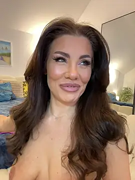 CelineReys online show from April 5, 2026, 5:21 pm