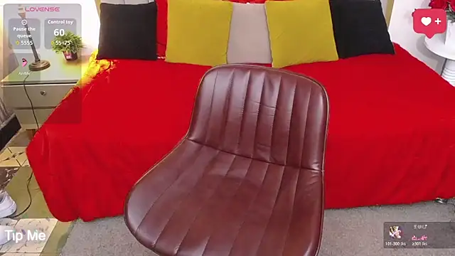 Snapshot of ailyn_maury chatting on March 29, 2026, 1:44 pm ailyn maury online show from March 29, 2026, 1:44 pm