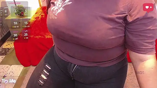 Snapshot of ailyn_maury chatting on March 31, 2026, 1:29 am ailyn maury online show from March 31, 2026, 1:29 am