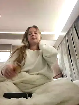 Amesthyst destiny online show from April 11, 2026, 11:42 pm