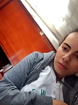 Sairy  online show from October 8, 2025, 9:45 pm