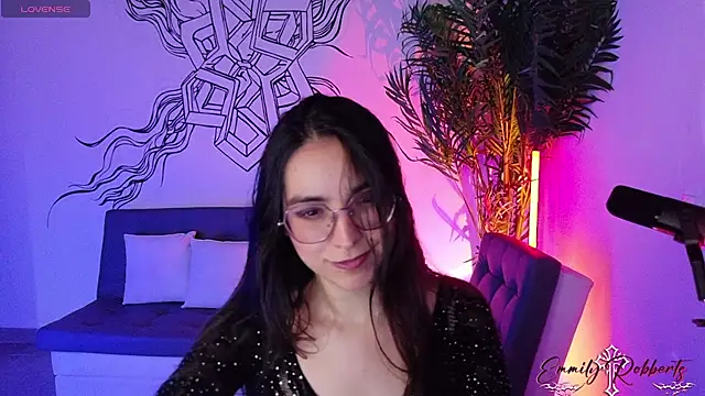 Snapshot of Emmi_Roberts chatting on March 2, 2026, 10:16 pm Emmi Roberts online show from March 2, 2026, 10:16 pm