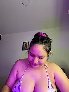 ashliecooperrr online show from February 18, 2026, 1:23 am