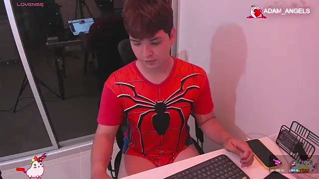 Snapshot of adam_angelssss chatting on June 17, 2026, 7:00 am adam angelssss online show from June 17, 2026, 7:00 am