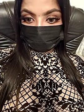 Tamil hot whiskey girl online show from October 4, 2025, 12:41 am