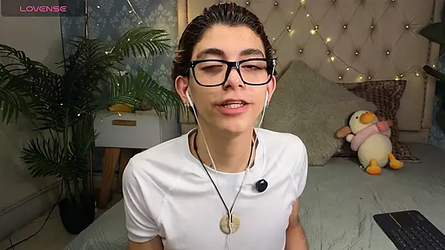 Matty Sparkk online show from February 9, 2026, 1:37 pm