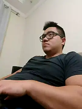 awesometeacher33 online show from September 14, 2025, 4:11 am