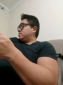 awesometeacher33 online show from October 9, 2025, 2:53 am