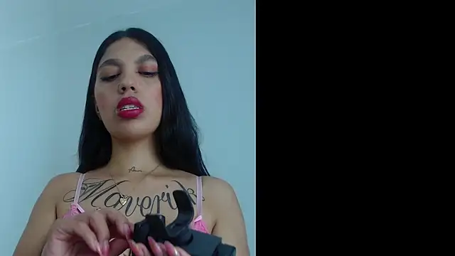 TATILARSON1 online show from September 11, 2025, 7:47 pm