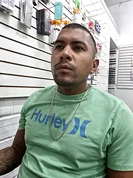 Snapshot of membro_destruidor chatting on March 18, 2025, 8:37 pm membro destruidor online show from March 18, 2025, 8:37 pm