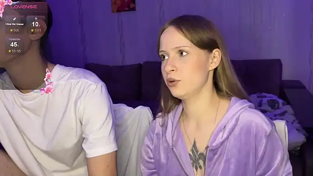 Romanhavesweetydick777 online show from October 21, 2025, 5:13 pm