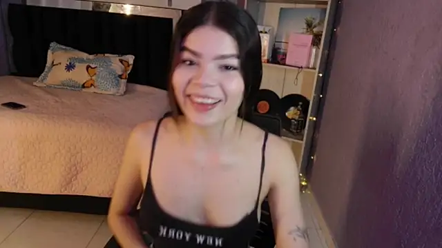 sweet c4ndy online show from December 22, 2025, 2:58 pm