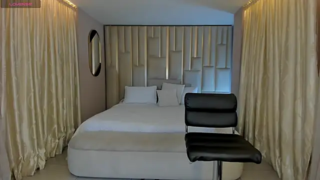 AmaliaCrus online show from January 9, 2026, 8:32 pm