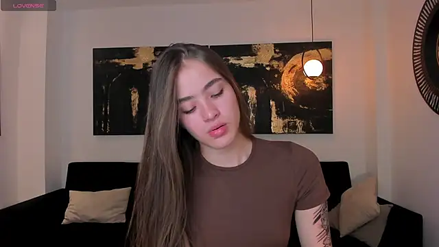 MaiaCollins online show from January 7, 2026, 6:32 pm