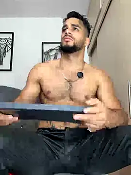 Maximiliano ford online show from November 19, 2025, 10:37 am