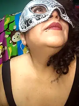 Pequitas sexi online show from October 11, 2025, 9:13 pm