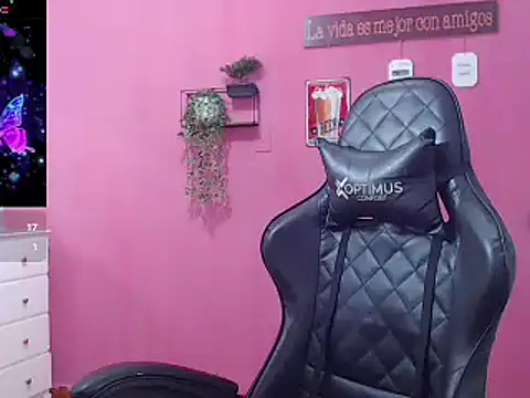 Anttonella Pons online show from March 18, 2025, 3:10 pm