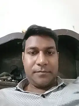 vikesh05 online show from November 21, 2025, 8:40 pm