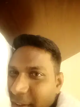 vikesh05 online show from February 18, 2026, 8:27 pm