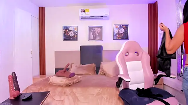 Snapshot of loress_ass_mature chatting on October 2, 2025, 11:23 pm loress ass mature online show from October 2, 2025, 11:23 pm