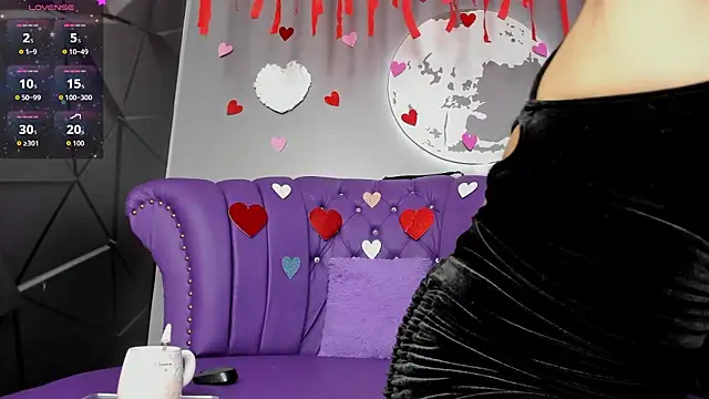 Snapshot of ammytorrez_ chatting on February 11, 2026, 12:43 pm ammytorrez online show from February 11, 2026, 12:43 pm