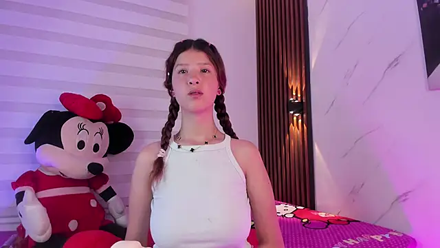 Sophie joyy online show from March 7, 2026, 6:21 am