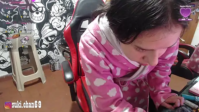 Snapshot of Sukychan_ chatting on November 14, 2025, 7:12 pm Sukychan online show from November 14, 2025, 7:12 pm