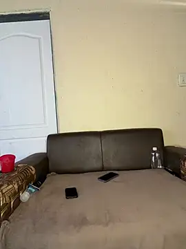 Snapshot of BigRound-Bootayy chatting on February 5, 2026, 2:22 pm BigRound-Bootayy online show from February 5, 2026, 2:22 pm