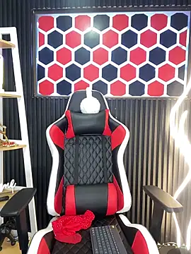 Andy Leex online show from March 8, 2026, 4:27 am