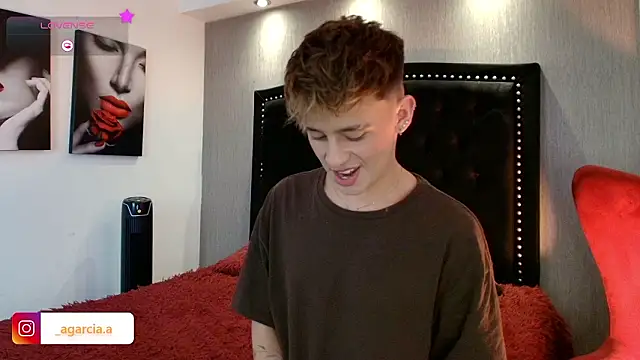 LiamWildx20 online show from January 17, 2026, 5:12 am