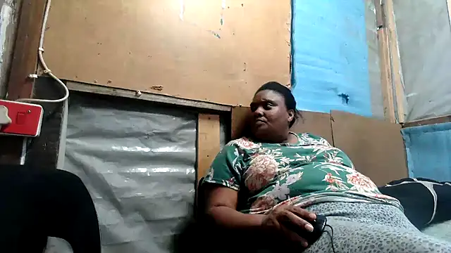 Snapshot of Berrylick chatting on July 7, 2026, 12:20 pm Berrylick online show from July 7, 2026, 12:20 pm