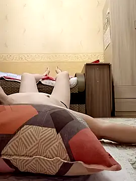 -LOLALEY- online show from November 7, 2025, 9:15 pm