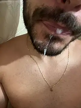 Snapshot of fernandoxt288 chatting on February 1, 2026, 12:42 am fernandoxt288 online show from February 1, 2026, 12:42 am