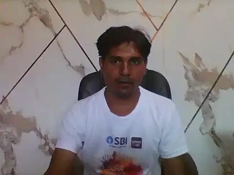 Snapshot of johnny8731 chatting on September 21, 2025, 9:22 am johnny8731 online show from September 21, 2025, 9:22 am