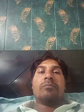 Snapshot of johnny8731 chatting on October 26, 2025, 2:12 pm johnny8731 online show from October 26, 2025, 2:12 pm