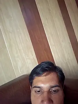 johnny8731 online show from April 24, 2026, 6:16 am