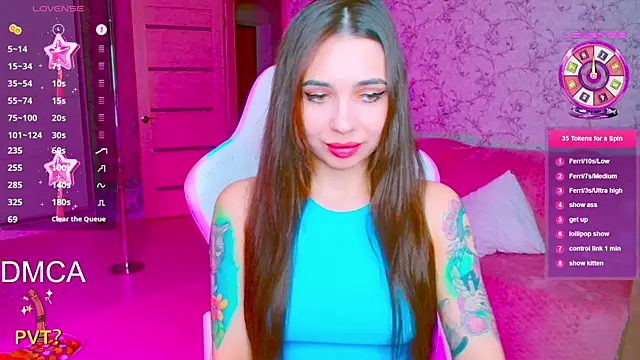 vinkiepinkie online show from April 13, 2026, 6:57 pm