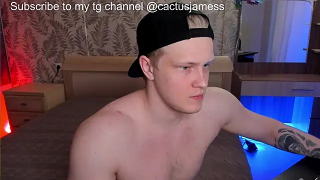 Snapshot of Cactus__James chatting on April 4, 2026, 11:46 pm Cactus James online show from April 4, 2026, 11:46 pm