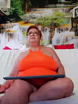 Snapshot of QueenPammy1 chatting on February 5, 2025, 7:07 am QueenPammy1 online show from February 5, 2025, 7:07 am