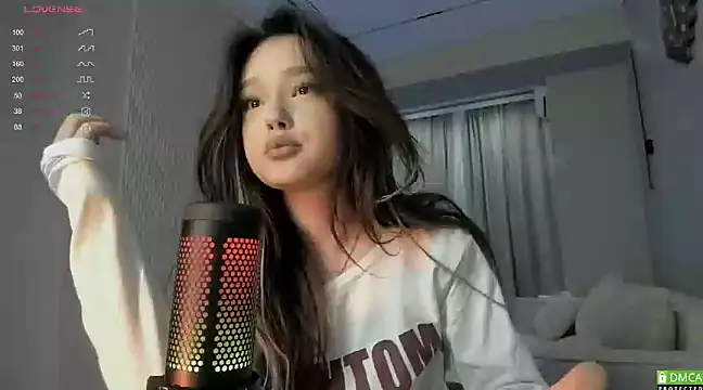 Snapshot of ayami_lia chatting on March 19, 2025, 7:49 pm ayami lia online show from March 19, 2025, 7:49 pm