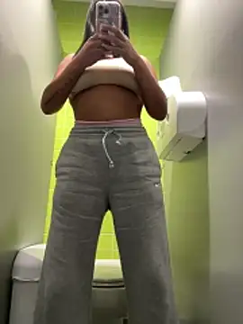 ultimate PAWG online show from April 3, 2026, 3:21 pm