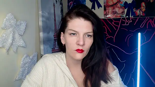 VanessaRey  online show from January 13, 2026, 8:08 am