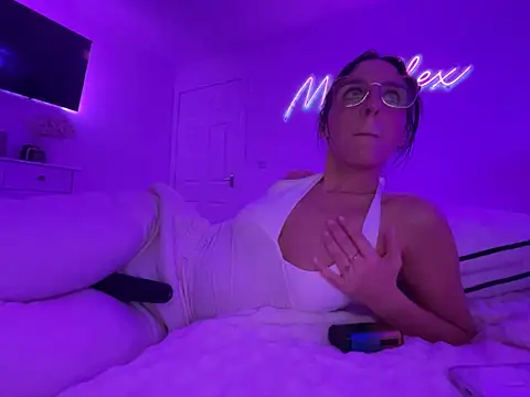 Missalex xo online show from March 6, 2026, 1:46 am