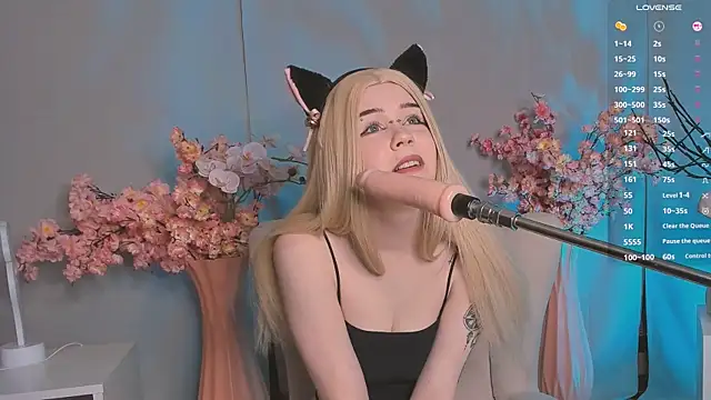 Janne Stone online show from March 18, 2025, 8:15 pm