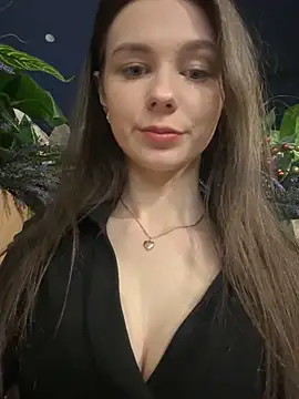 MilaBee online show from January 19, 2026, 9:02 am