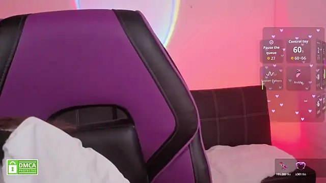 Taiga Cute online show from November 28, 2025, 6:05 am