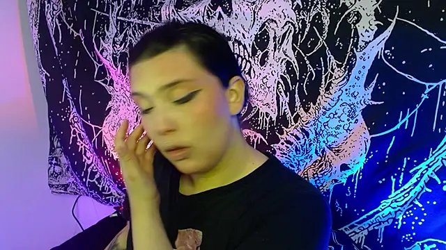 mikaskullcs online show from April 8, 2026, 9:59 pm