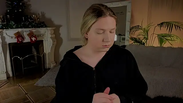 Jes Solar online show from December 17, 2025, 1:33 am